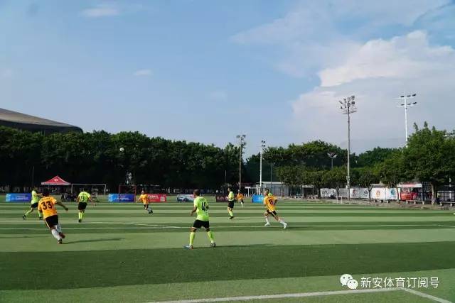 西甲-费尔明梅开二度 巴塞罗那2-0阿尔梅利亚