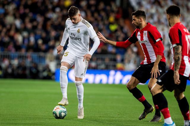 雄鹿试训35岁小托马斯 上赛季仅得到8分3助攻